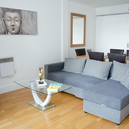 Serviced Apartment In Liverpool City Centre - Free Parking - Balcony - By Happy Days Zewnętrze zdjęcie