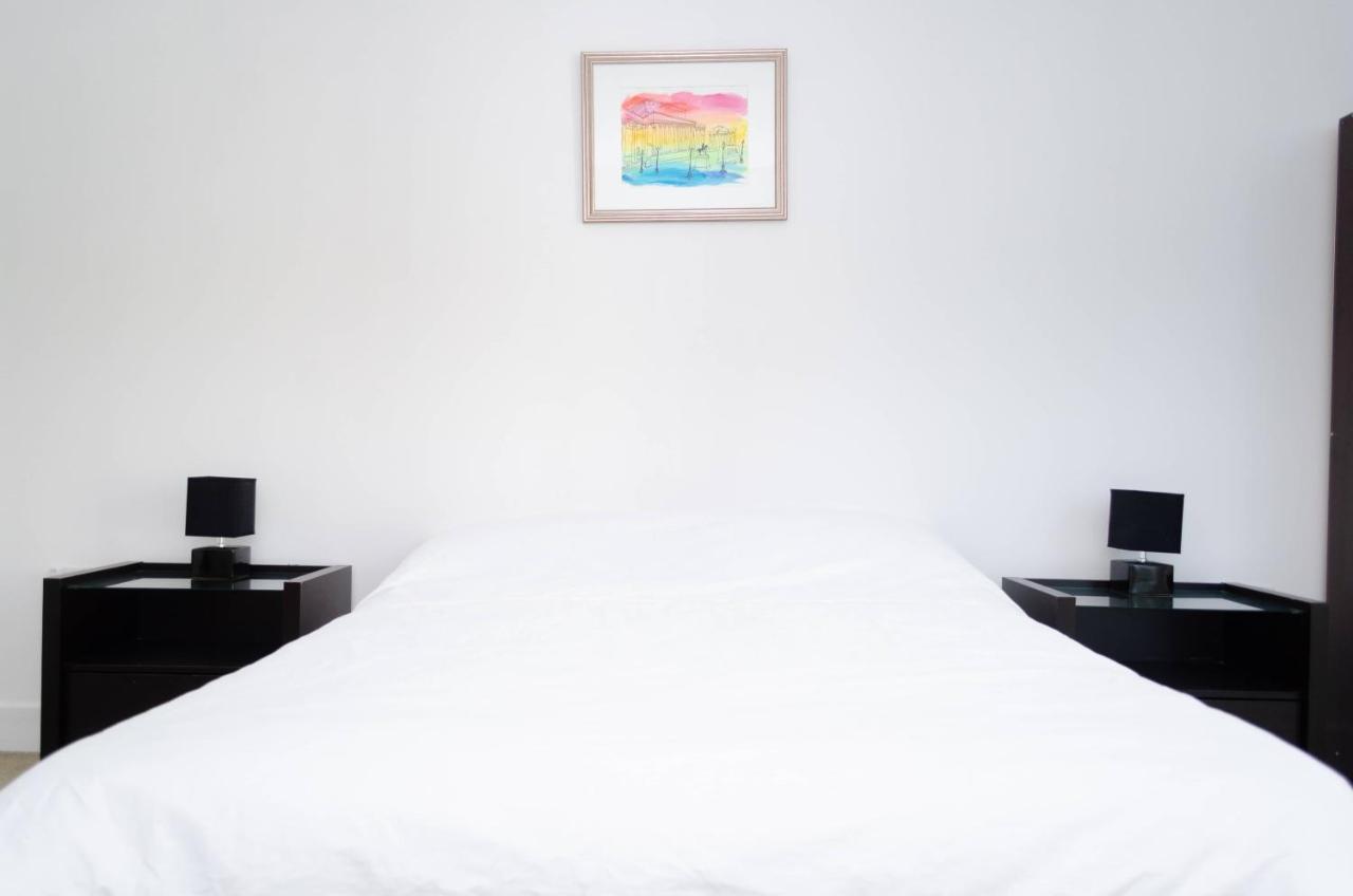 Serviced Apartment In Liverpool City Centre - Free Parking - Balcony - By Happy Days Zewnętrze zdjęcie